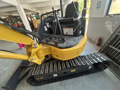 Used Komatsu PC35 Mini Excavator photo 3