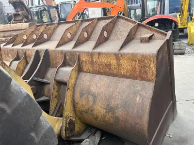 Used Komatsu WA500 Wheel Loader photo 7