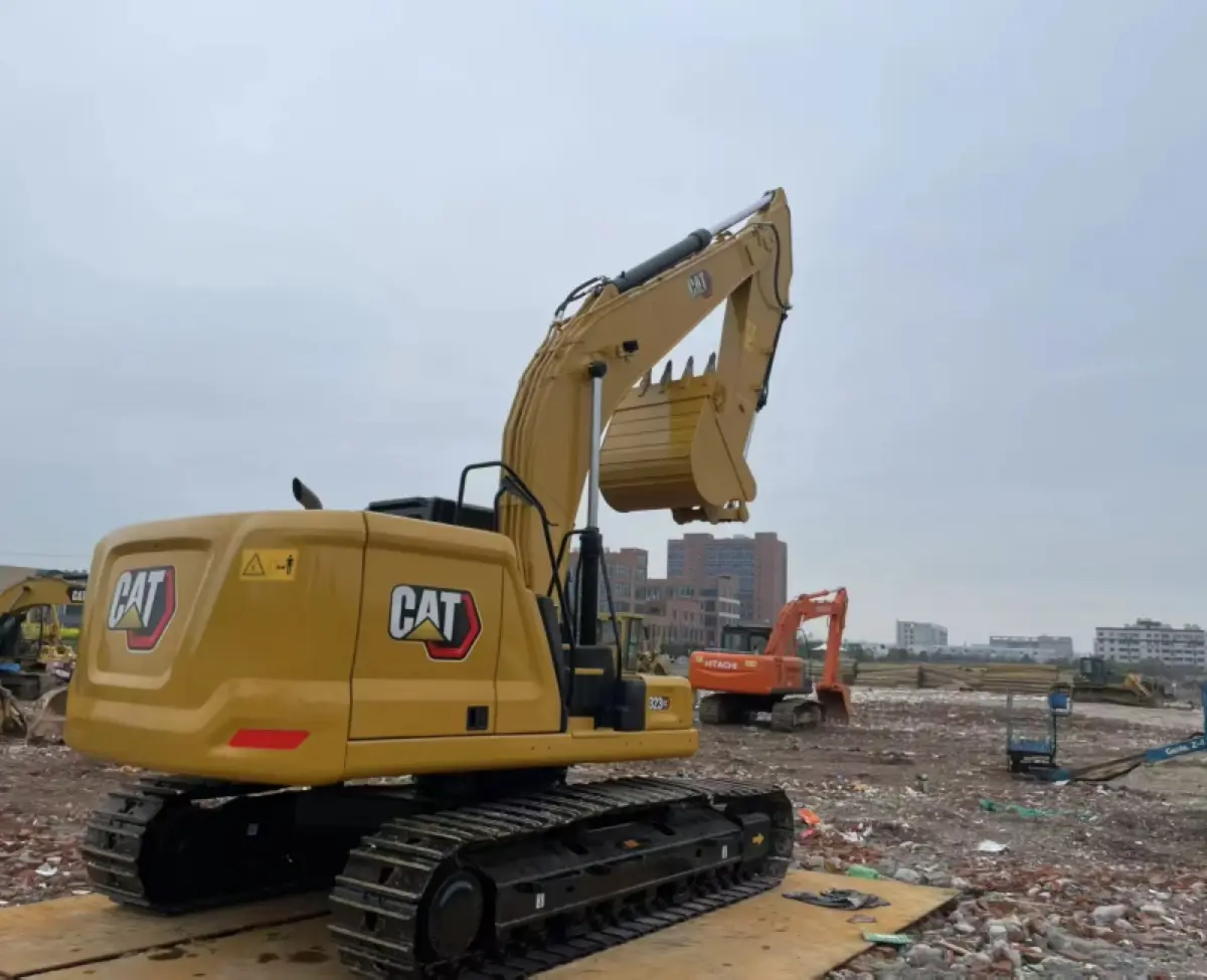 Used Caterpillar 323GX Excavator photo 1