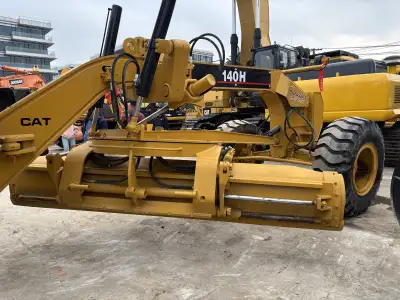 Used Caterpillar 140 Motor Grader photo 10
