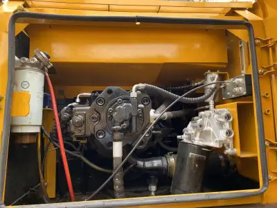 Used SANY SY215C Excavator photo 11