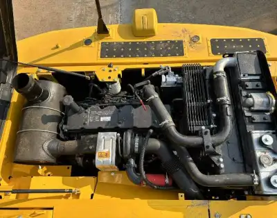 Used Komatsu PC200-8 Excavator photo 6