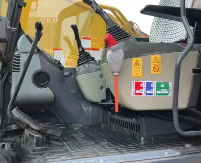 Used Komatsu PC400 Excavator photo 9