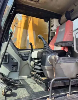 Used Hyundai 265LC-7 Excavator photo 5