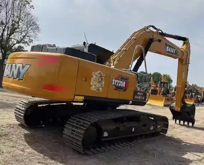 Used SANY 235H Excavator photo 4