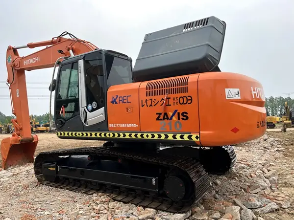 Used Hitachi ZX210-3 Excavator photo 1