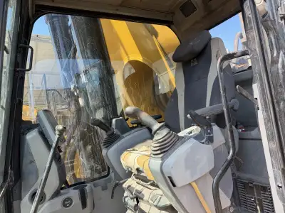 Used Caterpillar 390 Excavator photo 11
