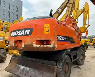 Used Doosan DH210W Excavator photo 12