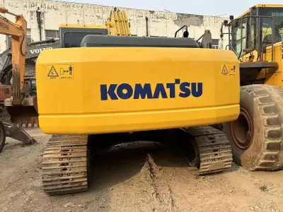 Used Komatsu PC220-7 Excavator photo 2