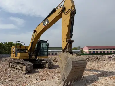Used Caterpillar 320GC Excavator photo 3