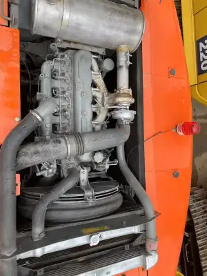 Used Hitachi ZX200 Excavator photo 2