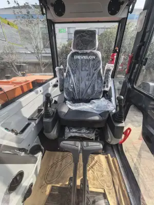 Used Doosan DX60D Mini Excavator photo 4