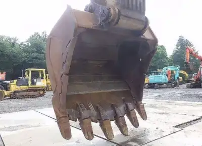 Used Caterpillar 385 Excavator photo 12