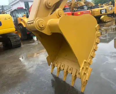 Used CAT 323D2L Excavator photo 8