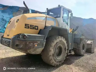 Used Liebherr 550 Wheel Loader photo 3