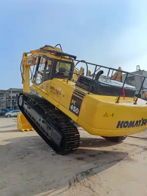 Used Komatsu PC450-7 Excavator photo 3