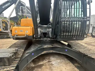 Used Hyundai 305LC-9T Excavator photo 12