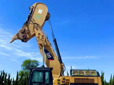 Used Caterpillar 374D Excavator photo 5