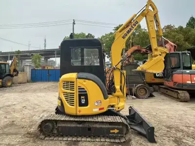 Used Komatsu PC35 Mini Excavator photo 2