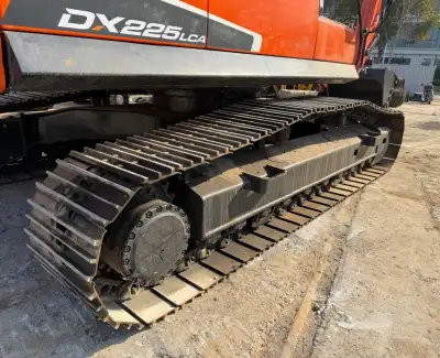 Used Doosan DX340 Excavator photo 2