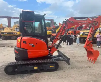 Used Kubota U35 Mini Excavator photo 7
