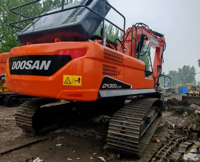 Used Doosan DX300LC-9C Excavator photo 9