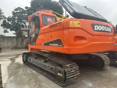 Used Doosan DX225 Excavator photo 12