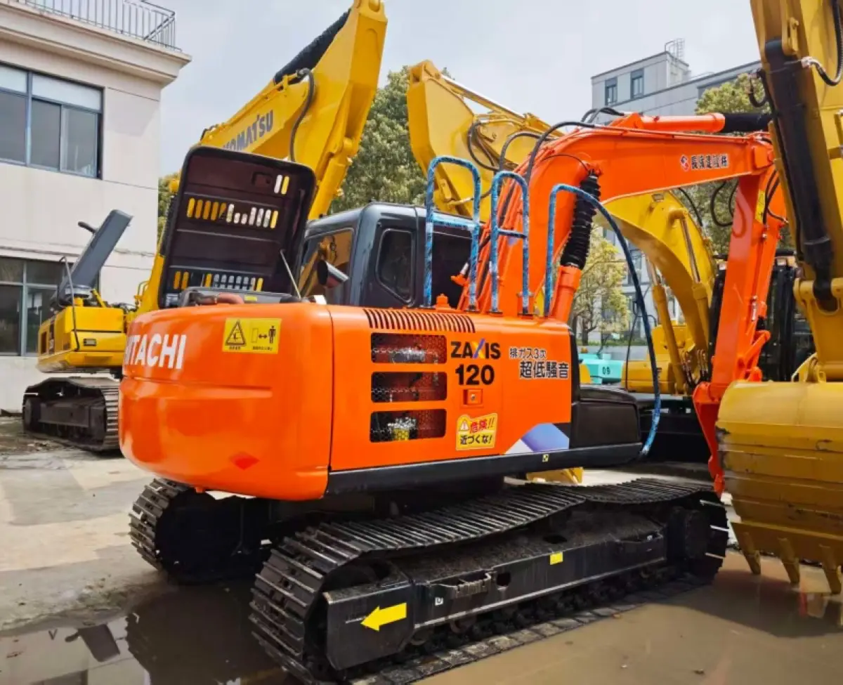 Used Hitachi 120 Excavator photo 1