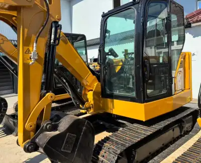 Used Caterpillar 306 Mini Excavator photo 3
