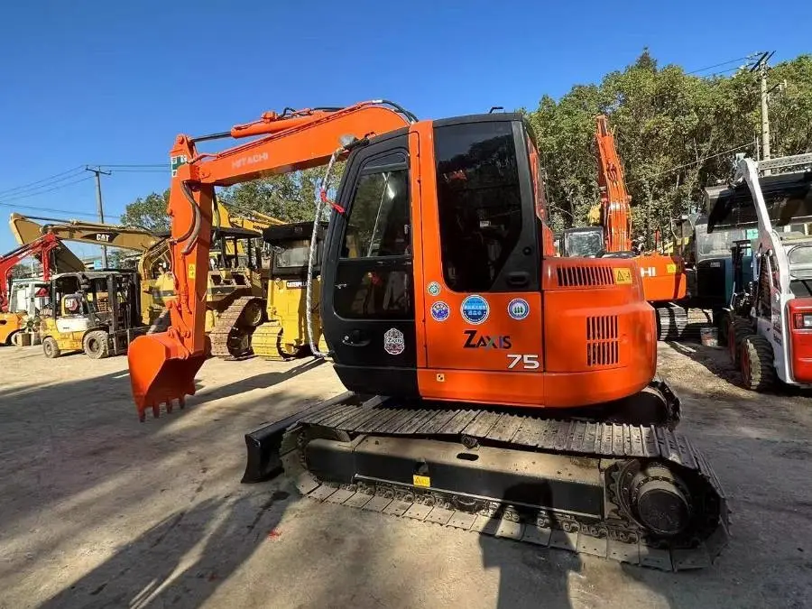 Used Hitachi ZX75US Mini Excavator photo 1