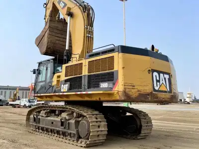 Used Caterpillar 390D Excavator photo 2