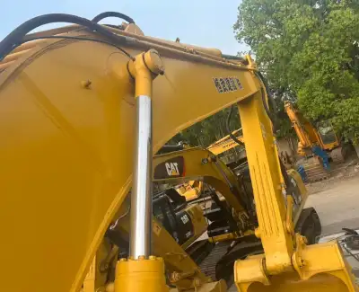 Used Komatsu PC400 Excavator photo 2