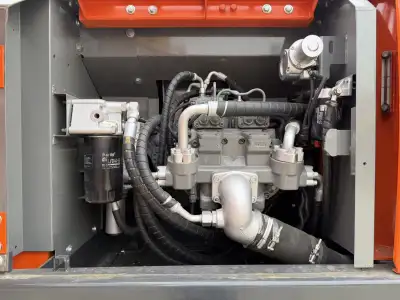 Used Hitachi 210 Excavator photo 12