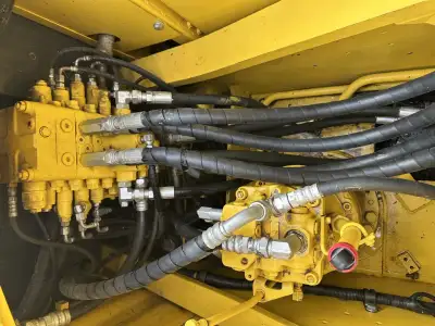 Used Komatsu PC160 Excavator photo 11