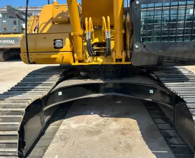 Used Caterpillar 320CL Excavator photo 6