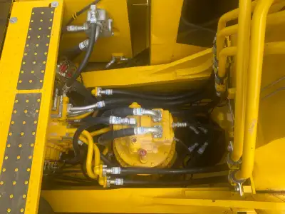 Used Komatsu PC400-8R Excavator photo 12