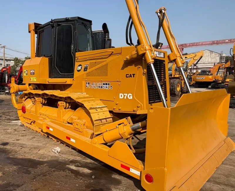 Used Caterpillar D7G Bulldozer photo 1