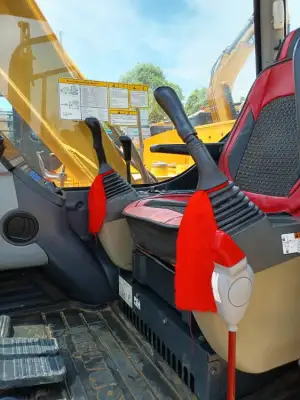 Used Komatsu PC70-8 Excavator photo 8