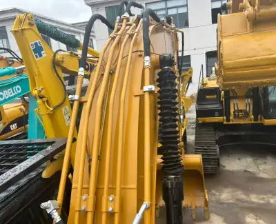 Used Caterpillar 323D2L Excavator photo 11