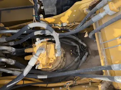 Used Caterpillar 320GC Excavator photo 11