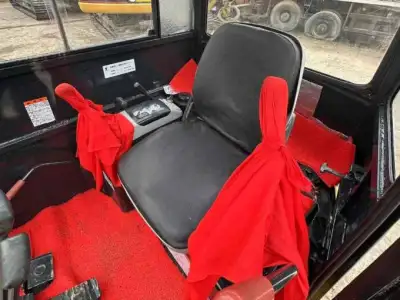 Used Komatsu PC35 Mini Excavator photo 5