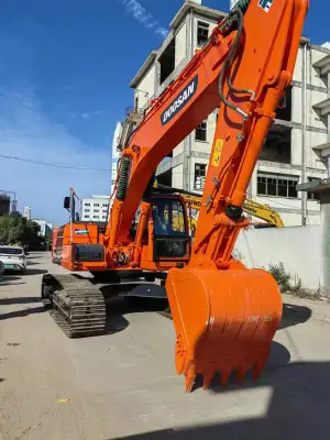 Used Doosan DX225 Excavator photo 3