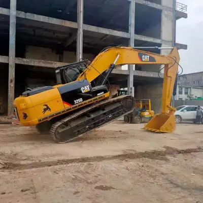 Used Caterpillar 325D Excavator photo 2