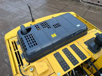 Used Komatsu PC210LC-10M0 Excavator photo 11
