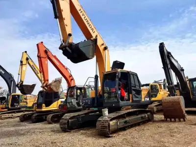 Used Hyundai R275VS Excavator photo 4