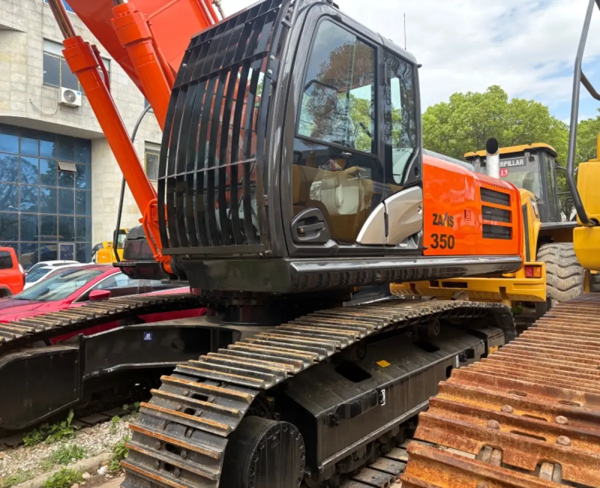 Used Hitachi 350H Excavator photo 1