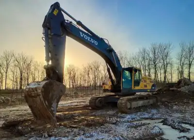 Used Volvo EC460 Excavator photo 9