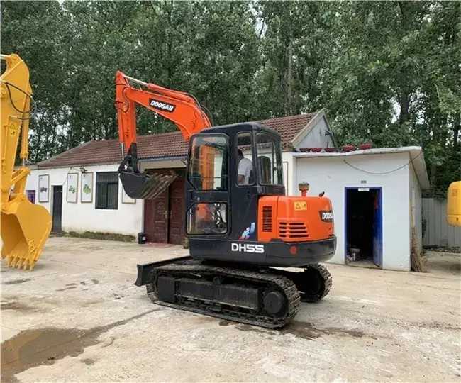 Used Doosan DH55 Mini Excavator photo 1