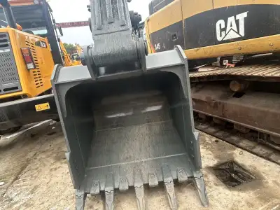 Used Hyundai 305LC-9T Excavator photo 6