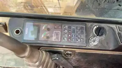 Used Kato 820 Excavator photo 5